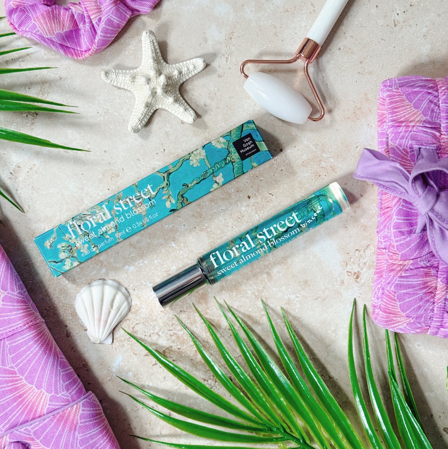 Seasonal Subscription (Pyjama & Beauty Box)